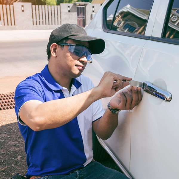 en la cerrajería de autos estamos disponibles las 24 horas del día, los 7 días de la semana